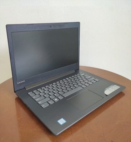 Laptop Lenovo 320 Core i3