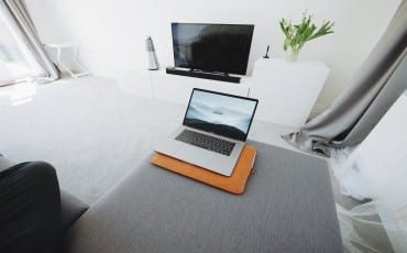 cara menghubungkan laptop ke TV tanpa kabel