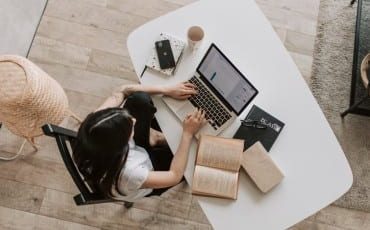 cara uninstall aplikasi di laptop dengan cepat dan mudah