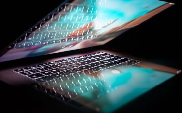 cara cerahkan layar laptop