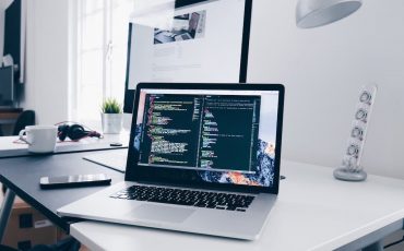 Pelajari cara mengatasi laptop loading lama saat dinyalakan seperti mematikan visual efek hingga mematikan service. Temukan langkahnya di artikel ini.