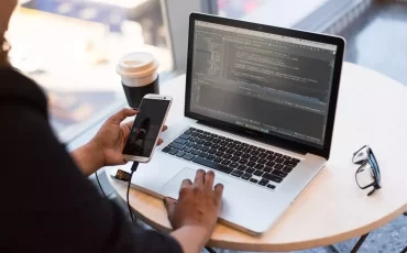 spesifikasi laptop programmer