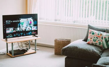 perbedaan android tv dan smart tv