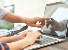 rekomendasi laptop touchscreen