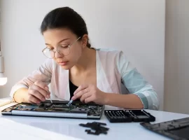penyebab kabel fleksibel laptop rusak