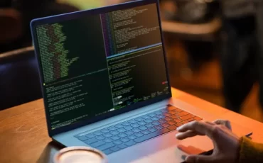 rekomendasi laptop untuk coding