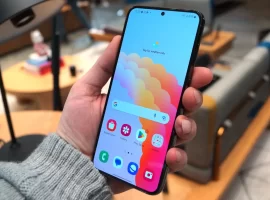 perbedaan layar oled dan amoled