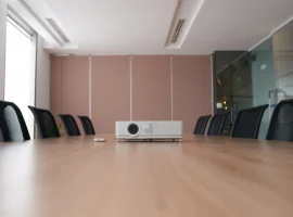 rekomendasi proyektor untuk kantor