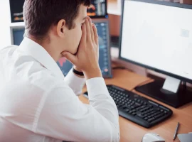 mengatasi layar monitor berkedip