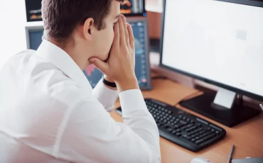 mengatasi layar monitor berkedip